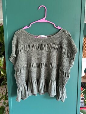 Smocked Ruffle-Hem Short Sleeve Top in Olive Green
